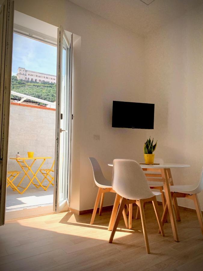 Civico 11 Apartment Наполи Екстериор снимка