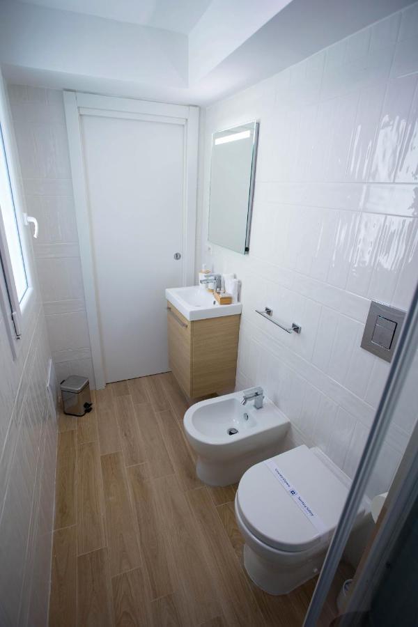 Civico 11 Apartment Наполи Екстериор снимка