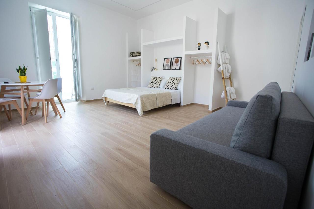 Civico 11 Apartment Наполи Екстериор снимка